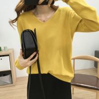 [Spot] loose slimming V-neckline solid color sweater womens soft glutinous comfortable long sleeve base shirt all-matching top 2023