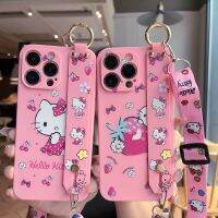 เคสสายคล้องแทบข้อมือลายการ์ตูน Hello Kitty,เคสโทรศัพท์มือถือลายการ์ตูนน่ารักสำหรับ iPhone 14 Pro Max 14Plus เคสด้านหลังแบบนิ่มกันกระแทกสำหรับ iPhone 13 Pro Max KT เคสสำหรับ Apple โทรศัพท์แมว12 Mini 11 XS XR 8 7 6S 6 plus Se เคสห่อหุ้ม