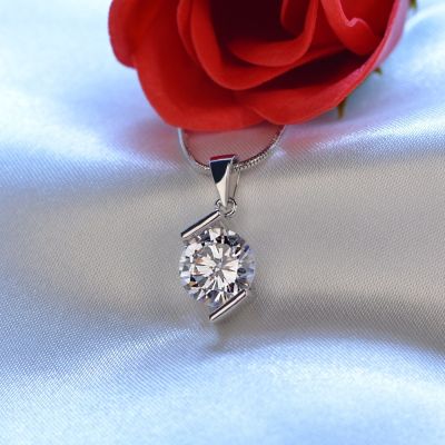 【cw】 Color Necklaces Pendants Wedding Luxury Jewelry AAA Female Engagement Clavicle ！