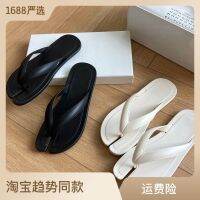 Fast Shipping Tabi Summer New Divided Toe -To -Pole Trailer -Toe Slippers Female Wearing Fashionable Bottom Tour Beach