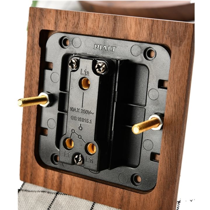 high-quality-retro-europe-type-vintage-wall-light-switch-socket-solid-wood-brass-toggle-switch-plate-antique-home-stay-switch