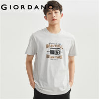 GIORDANO ผู้ชาย เสื้อยืดคอกลมแขนสั้นพิมพ์ลายวินเทจผ้าฝ้ายถัก Free Shipping 90093203GHYJ