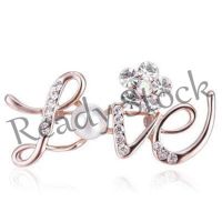 【hot sale】 □✵ B36 Korean flowers LOVE diamond brooch Fashion Accessories PIN