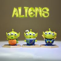 Toy Story 4 Alien Hijau 3ชิ้น/เซ็ต5ซม. อะนิเมะตุ๊กตาขยับแขนขาได้ Dekorasi Koleksi Patung Boneka Mini Mainan โมเดลสำหรับ An-An