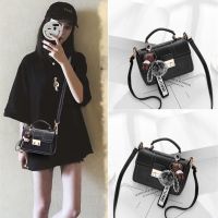 【Hot Sale】 Ins same style bag female 2023 new trendy portable single shoulder Messenger student Korean version mini square