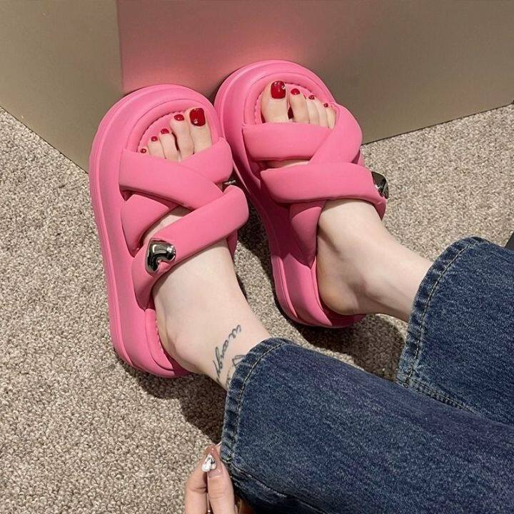 july-internet-celebrity-slippers-womens-summer-outerwear-niche-high-end-sense-2023-new-office-heightened-thick-soled-sandals-and-beach-shoes