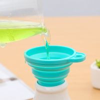 1Pcs Silicone Collapsible Foldable Funnel Household Kitchen Cooking Tools Portable Wine Mini Portable Oil Pot Funnel