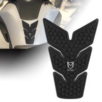 For YAMAHA YZF R15 R25 R3 R125 MT-25 MT03 MT15 MT-15 M-Slaz 150 XSR700 Motorcycle Non-slip Fuel Tank Stickers Pad Rubber Sticker