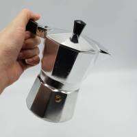 Moka pot หม้อต้มกาแฟ Coffee maker aluminium 3 cups เพิ่มความสุนทรีให้กับการแค้มปิ้ง