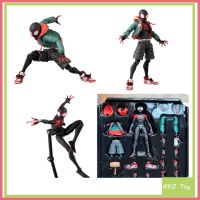 มาร์เวลตำนานเซนทิเนลเอสวีแอคชั่นฟิกเกอร์สไปเดอร์แมนสู่ The Spider-Verse Miles Morales Peni Parker Figure Boneka Bersama