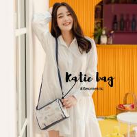 PERF กระเป๋าสะพาย รุ่น Katie bag (ลาย Geometric)