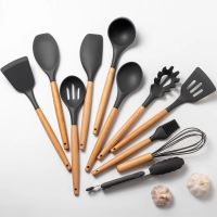 1 Piece Black Silicone with Wood Handle Nonstick Spoon Soup Ladle Turner Spatula Cooking Tools