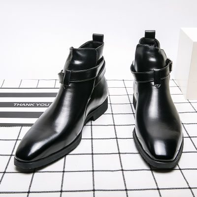รองเท้าบูทแนวธุรกิจสำหรับผู้ชายแบบย้อนยุครองเท้าบูทหนังสีดำลำลองหุ้มข้อสั้นสำหรับงานแต่งงานแนววินเทจ