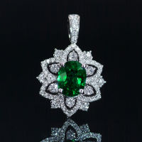 Tsavorite Diamond Pendant จี้เพชรซาโวไรท์ โกเมนแท้สีเขียวสด เนื้อสะอาดมาก ประดับเพชรแท้น้ำ96-97 ตัวเรือนเป็นทองขาว18k (ราคาไม่รวมสร้อย)