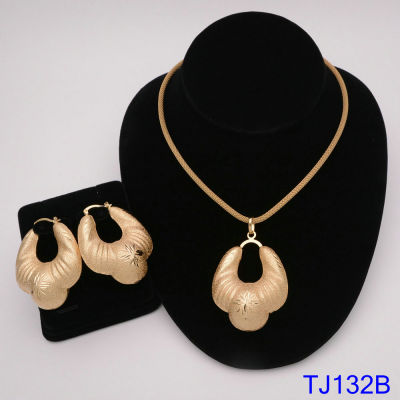 African Jewelry Sets Round Necklace Bracelet Dubai Gold for Women Wedding Party Bridal Earrings Ring