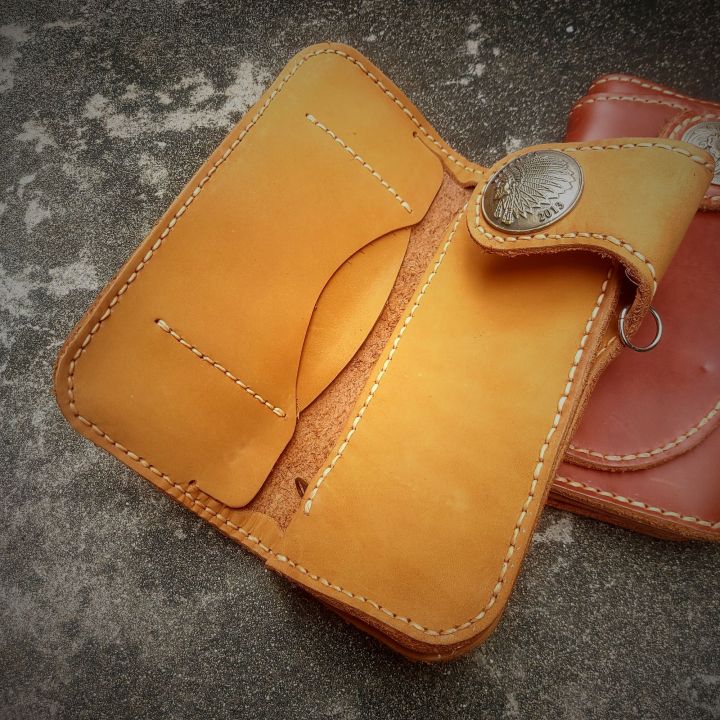 genuine-cowhide-clutch-wallet-brown-italy-style-กระเป๋าหนังเเท้-ทรงยาว-กระเป๋าสตางค์หนังวัวแท้ๆ-หนังอย่างหนา-ตามสไตล์เรดมูนอินตาลี-ดีไซน์เก๋ไม่เหมือนใคร-เท่เเบบล้ำลึก-สวยงามมาก-เท่ไม่เหมือนใครใบเดียวเ