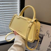 Senior female feeling small bag 2022 new this year popular portable small party bag joker inclined shoulder bag biscuits bag