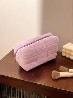 Bread cosmetic bag กระเป๋าเครื่องสำอางเจ้าขนมปัง (สีม่วง)