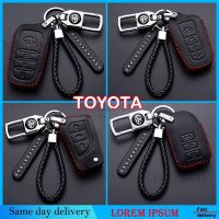 Cod หนังคุณภาพสูงสำหรับ Toyota Key Cover Remote Key Case พร้อม Key Holder Fod รถโลโก้พวงกุญแจ Creative Alloy โลหะ Vios Fortuner Innova Corolla Altis Hiace Avanza Land Cruiser Hilux Camry Wigo RAV4 Revo Corolla Yaris Previa FJ V6