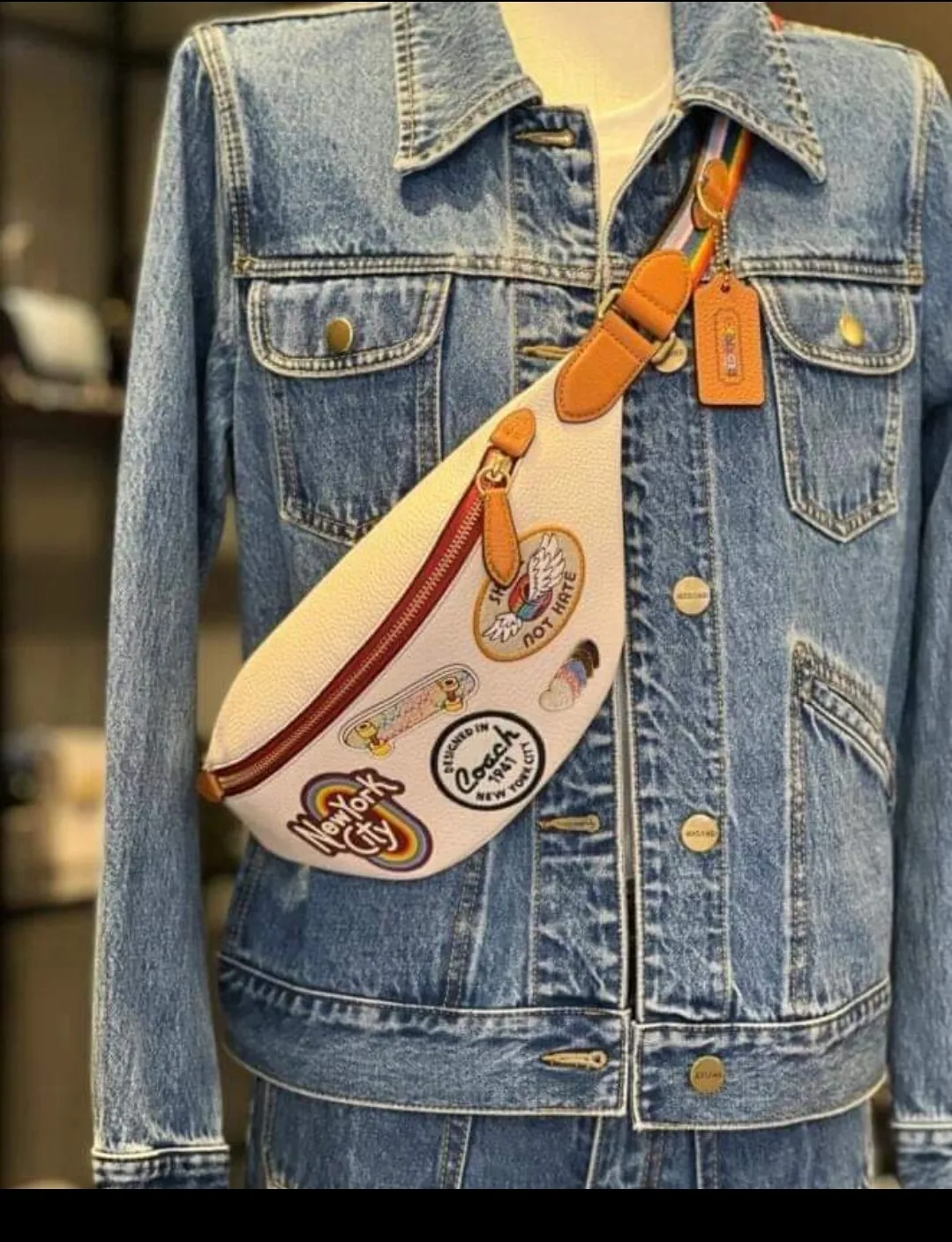 ☆COACH チャーター ベルト バッグ 7 ウィズ パッチ CA304 超歓迎