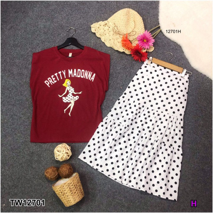 tw12701-set-2-ชิ้น-เสื้อ-madonna-กระโปรงลายจุด