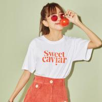 dudeandco- White Sweet Caviar เสื้อยืด