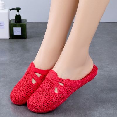 （A So Cute）✎❉ ม่องเท้า Crocs รองเท้าแตะผู้หญิง2021ฤดูร้อนภายในและภายนอกใหม่สวมใส่แฟชั่นนักเรียนพื้นหนากันลื่นพื้นเรียบรองเท้าตาข่าย