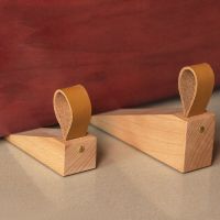 High Quality Wood Door Stop Non-Slip Door Stopper Baby Safety Anti-collision Gate Decor Nail-free Hardware Wood Door Holder