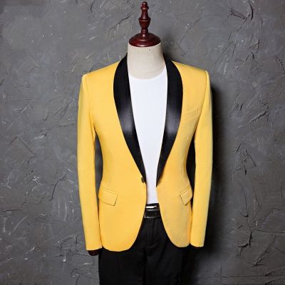 2023 Hotมีผู้ชายใหม่เสื้อแจ็คเก็ตคลุมไหล่ขนาดพิเศษสูทแต่งงานชายสีเหลืองสำหรับนักร้อง