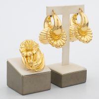 【lz】┋  Banhado a ouro Brincos e Anel Jóias Set para Mulheres Africano Dubai Dangle Brincos Declaração Design Finger Ring para Casamentos Presente