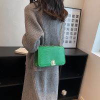 Vintage Solid Color Small Square Bag Fashionable Simple Casual Fashion Shoulder Large Capacity Ladies Commuter Messenger Textured Chain Underarm 【AUG】