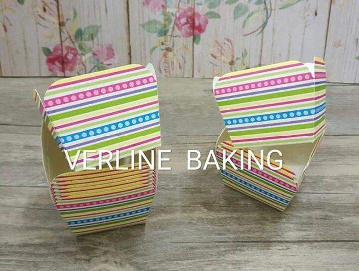 25 PCS CUP PAPER SQUARE GARIS WARNA CUP KUE KERTAS KOTAK MOTIF BERGARIS ...