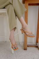 25twentyfives - Slide Through Heels Sandals  รองเท้าส้นสูงสายคาดลายหนัง สูง1.5นิ้ว