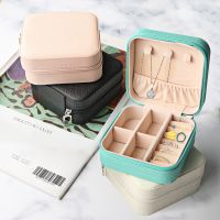 Portable Jewelry Storage Box Candy Color Travel Storage Organizer Jewelry Case Earrings Necklace Ring Jewelry Organizer Display