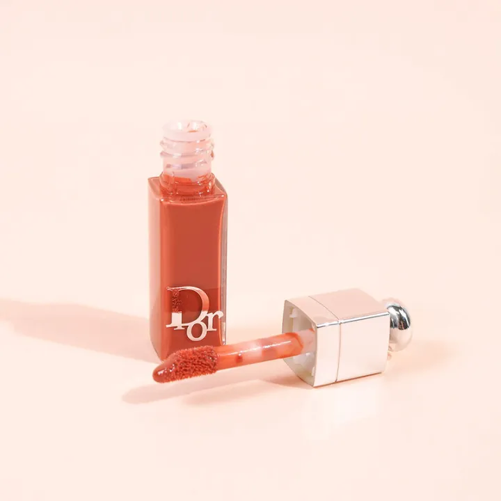 dior-addict-lip-maximizer-2ml-039-intense-cinnamon-ดิออร์-ลิปกลอสเพื่อริมฝีปากอวบอิ่ม-มอบวอลลุ่มที่ติดทน-ชุ่มชื้นตลอดวัน