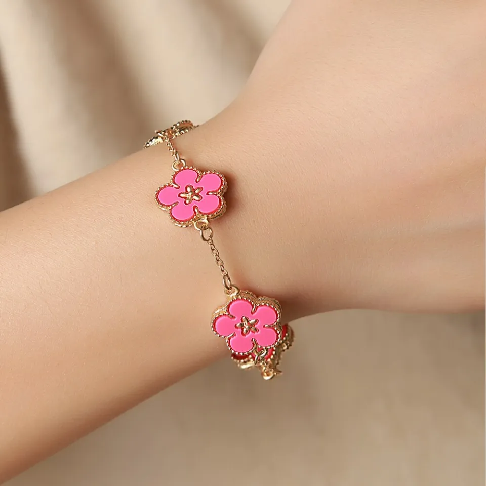 Four Leaf Clover Bracelet Flower Bracelet , Five Flower 18k Gold Chain  Bracelet | Black | Valentines Gift idea