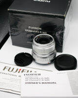 FUJIFILM Fuji Fujinon XF23mmF2 R WR เป็นเลนส์มุมกว้างที่มีความละเอียดของภาพขั้นสูงซึ่งสามารถดึงประสิทธิภาพของเซ็นเซอร์ X-Trans CMOS ที่เป็นกรรมสิทธิ์ของ Fujifilm ออกมาได้อย่างเต็มที่ มีขนาดและดีไซน์ที่คล้ายคลึงกับ XF35mmF2 R WR ที่มีอยู่เพื่อสร้างคอลเลกชั