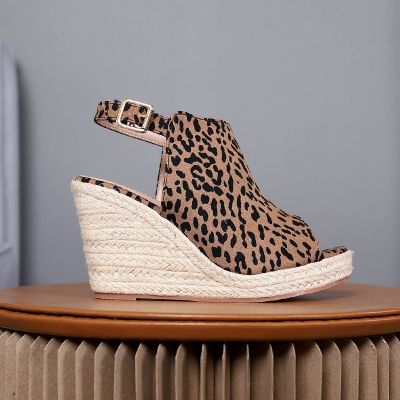 The new thick wedge bottom fish mouth high-heeled sandals peep-toe female leopard straw rope bottom big yards of shoes