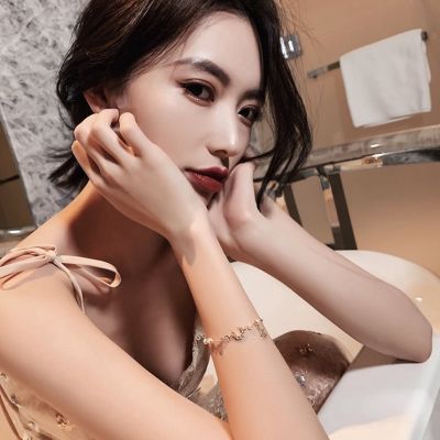 [ZOMI] Korean Style Star Moon Pendant celet for Women