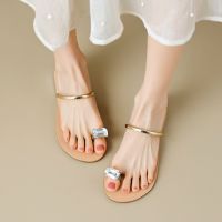 【Ready】? Pigeon egg diamond sandals and slippers for womens summer wear 2023 new style thong flat sandals large size womens shoes 41-43