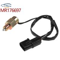 New MR176697 Freewheel Clutch Control Lamp Switch for Mitsubishi Pajero Montero II V43 V44 V45 V46 4WD 1990-2004 MR196931