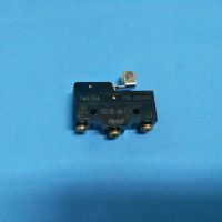 TM1704 (Z-15GW22-B) PNC 15a250v Micro Switch