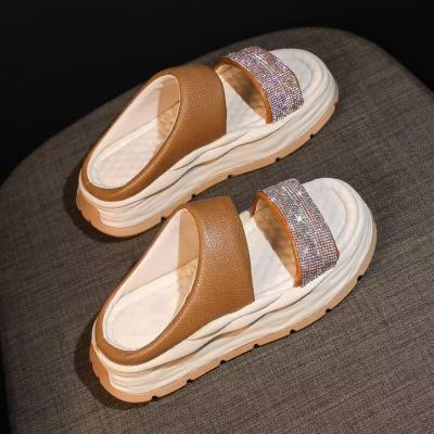 Yotjar รองเท้ารองเท้าฤดูร้อนรองเท้าแตะสไลด์สำหรับผู้หญิงพื้นเรียบรองเท้าแตะชายหาดสระน้ำกันลื่น