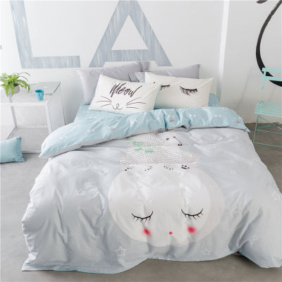น่ารักเมฆยิ้มพิมพ์ชุดเครื่องนอน Cotton100 เด็กปกผ้านวมผ้าปูเตียงผ้าพันคอปกผ้าปูที่นอนปลอกหมอน1.5เมตร1.8เมตรเตียง