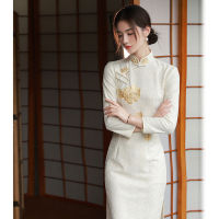 ปรับปรุง Cheongsam 2021ใหม่ Beige เย็บปักถักร้อย Elegant หญิงสาวฤดูใบไม้ร่วงฤดูหนาว R ทุกวัน Qipao Party Dress