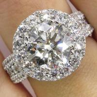 หรูหราเต็มไมโคร rhinestone แหวนแต่งงานสำหรับผู้หญิงหญิงสีขาวสีทองแหวนหมั้นเครื่องประดับของขวัญ