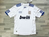 เสื้อฟุตบอล เรอัลมาดริด ย้อนยุค ปี2011 หย้า (Real Madrid Club de Fútbol )