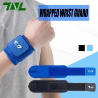 1PCS Wristbands Wrist Support Brace Carpal Protector Bracers For Gym Sports Wrap Bandage Weight Lifting Cross Training Fitness