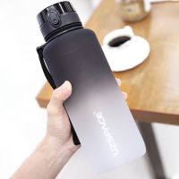 【ร้อนใหม่】ขวดน้ำปลอดสาร Bpa ขนาด1500มล.