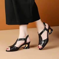 【CW】 Women  39;s Fish Mouth Sandals Medium and Thick Heels Stylish Comfortable with Soft Bottom and Straps Summer 2022